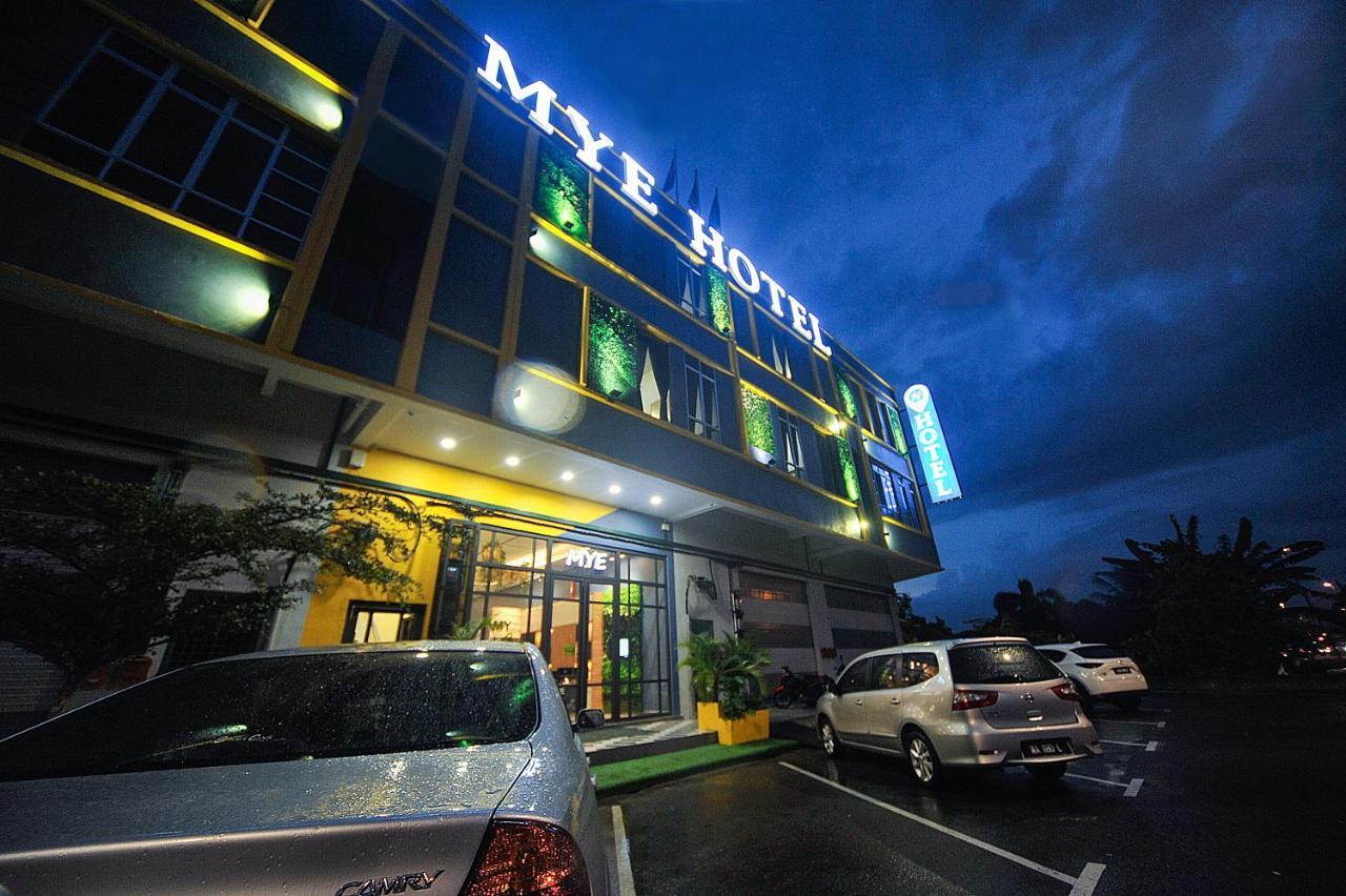 Mye Hotel Muar Eksteriør billede